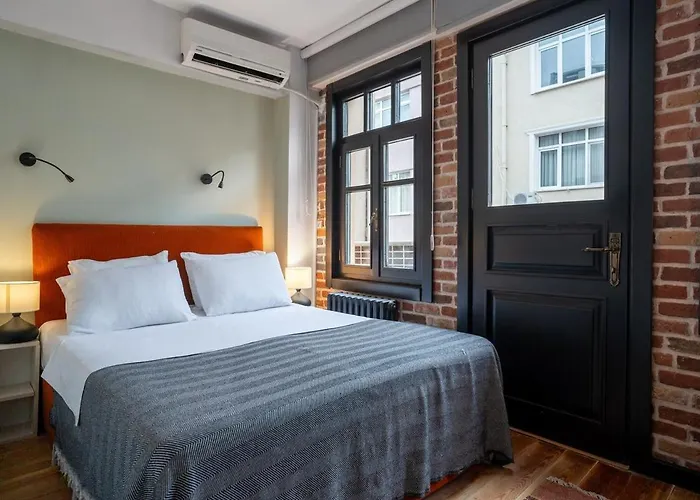 Cozy Urban 1br Nest With Balcony Charm 公寓 伊斯坦布尔